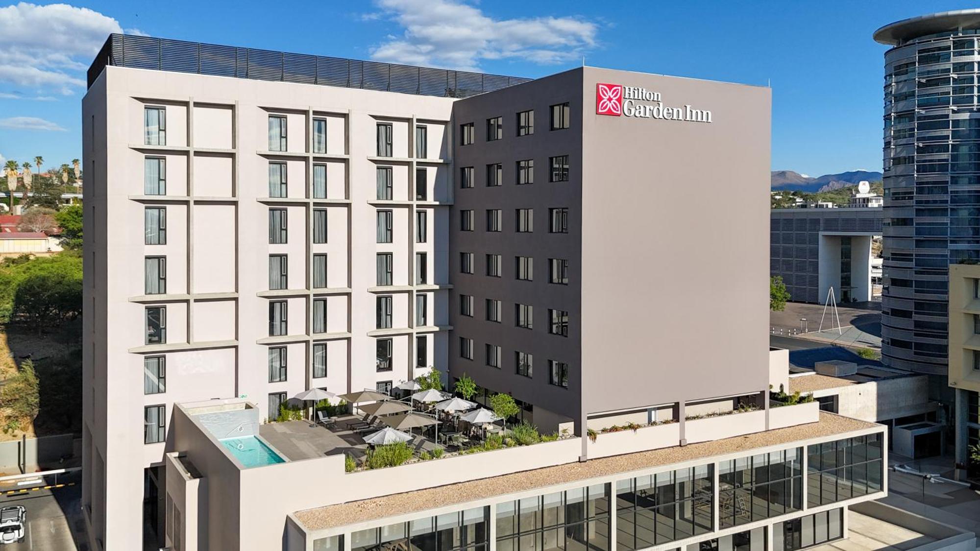 Hilton Garden Inn Windhoek Ngoại thất bức ảnh